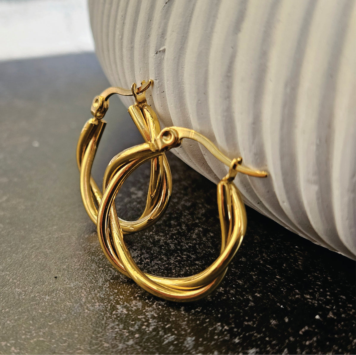 CARLOTA Gold: Twisted Metal Strands Hoop Earrings